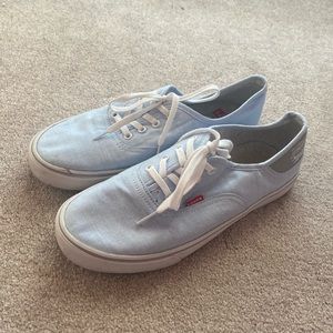Light blue Levi sneakers